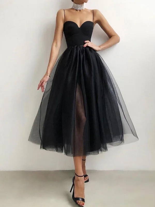 petite party dressesSweetheart Neck Short Black Prom Dresses with Straps, Short Black Formal Graduation Evening Dresses