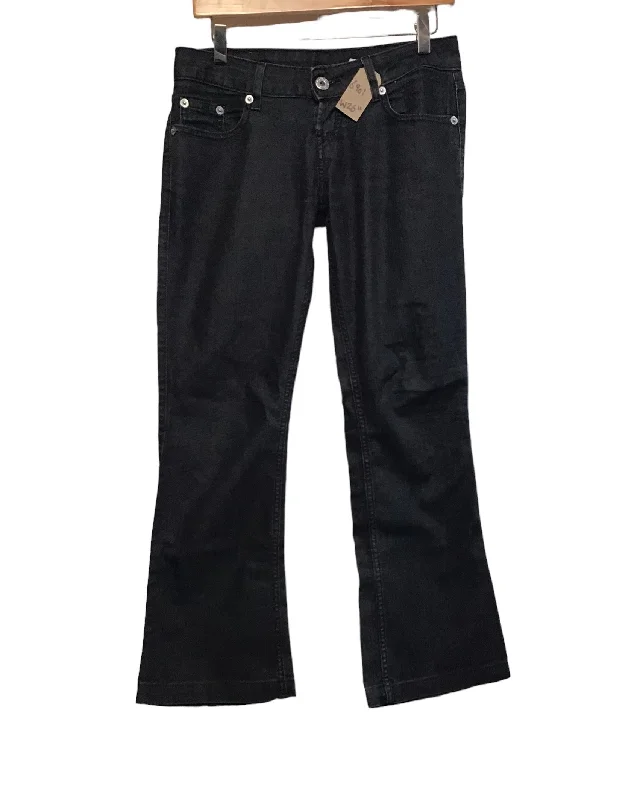 women's denim jeans for a stylish outfitLevi 518 Jeans (26x32)