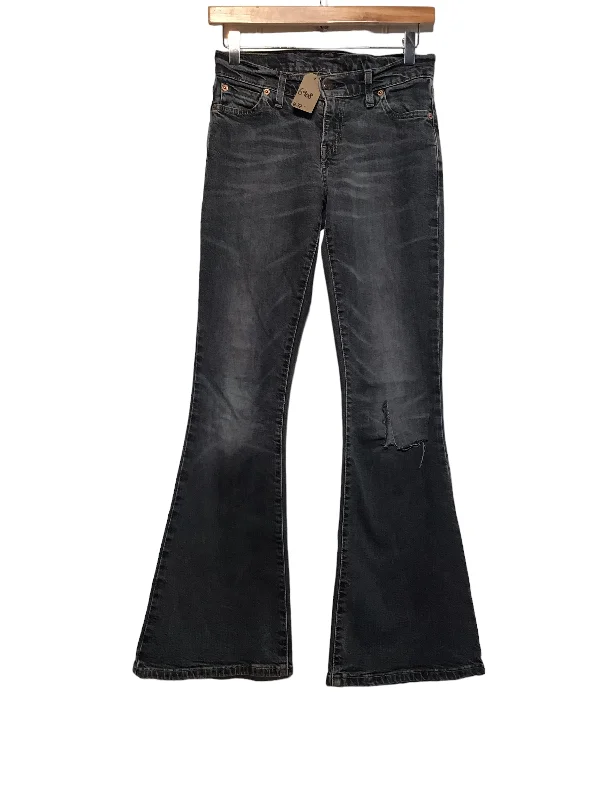 women's ripped denim jeansLevi Jeans (27x32)