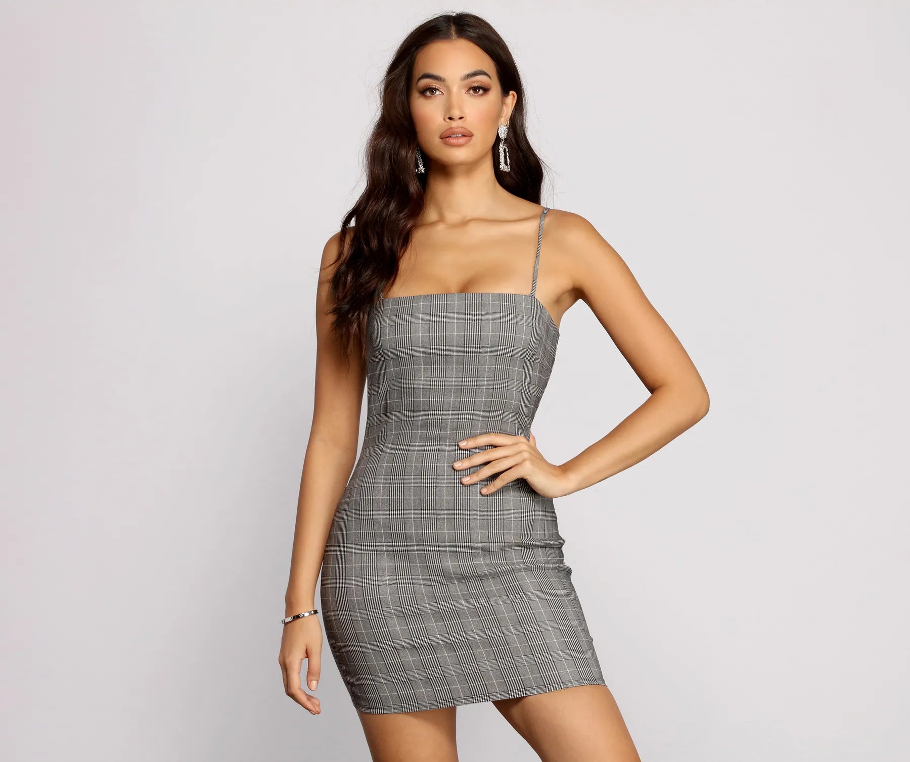 romantic maxi Mimi dresses for date nightsPretty In Plaid Woven Mini Dress