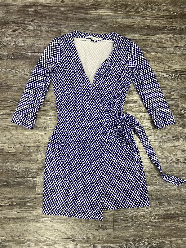 women's apple-shaped body dressesDress Designer By Diane Von Furstenberg In Blue & White, Size: 0