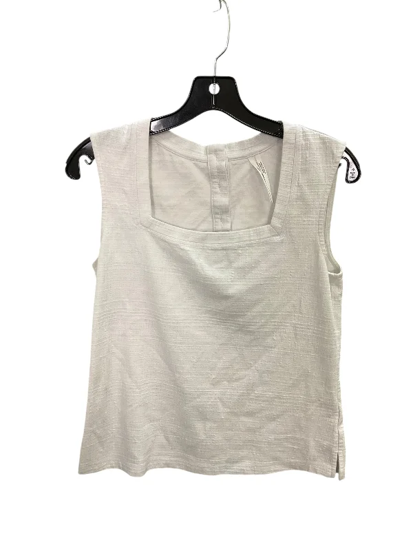 women's tops for those who want to create outfits that reflect their personal style and sense of fashionTop Sleeveless By Anthropologie In White, Size: M