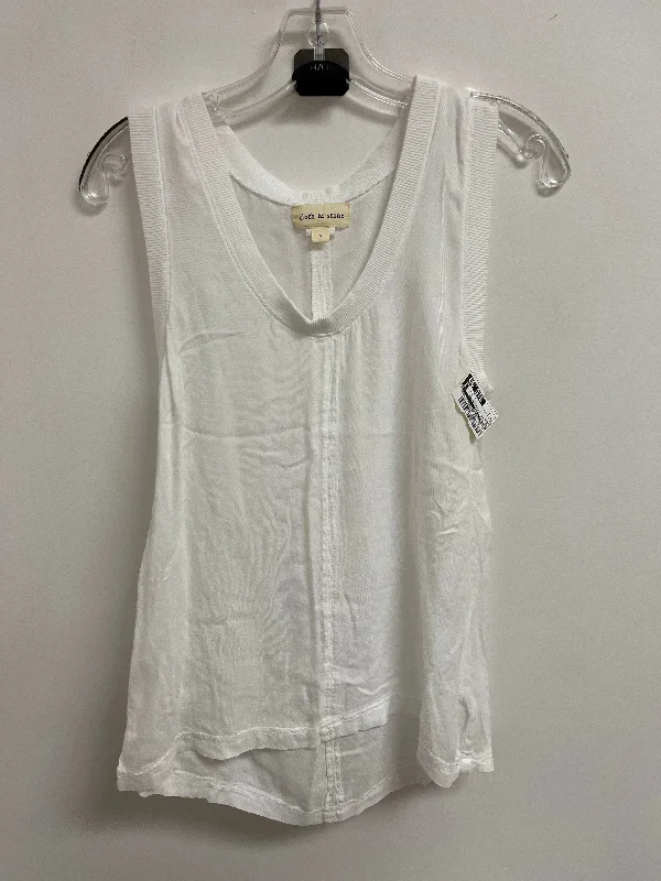 women's tops for those who want to create outfits that reflect their personal style and sense of fashionTop Sleeveless By Cloth & Stone In White, Size: S