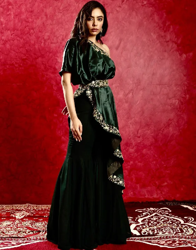 women's patterned pantsModern Elegance Green Hand-Embroidered Satin Cape with Georgette Flared Pants and Embroidered Belt