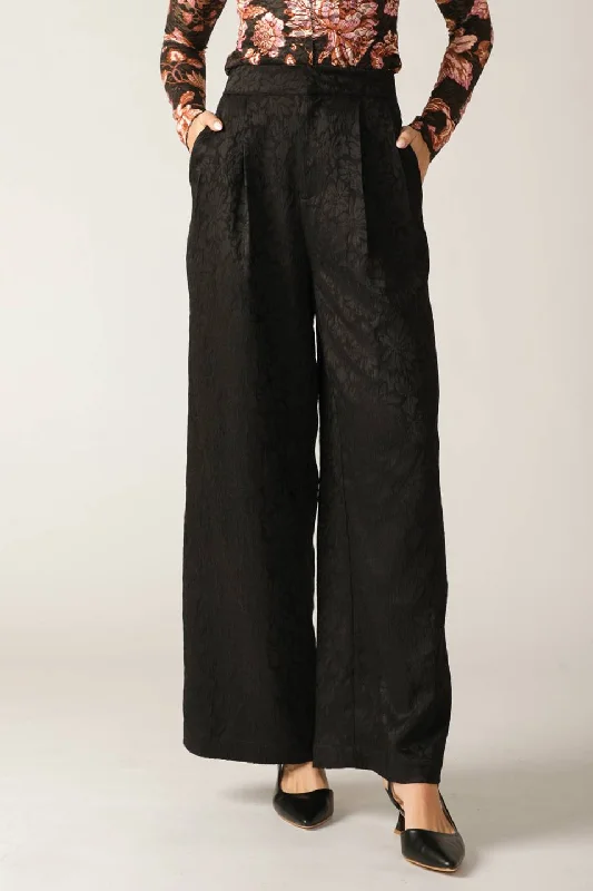 women's skinny pantsELEGANT ESSENCE WOVEN PANTS